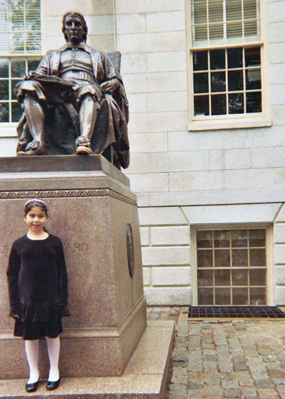 John Harvard Statue